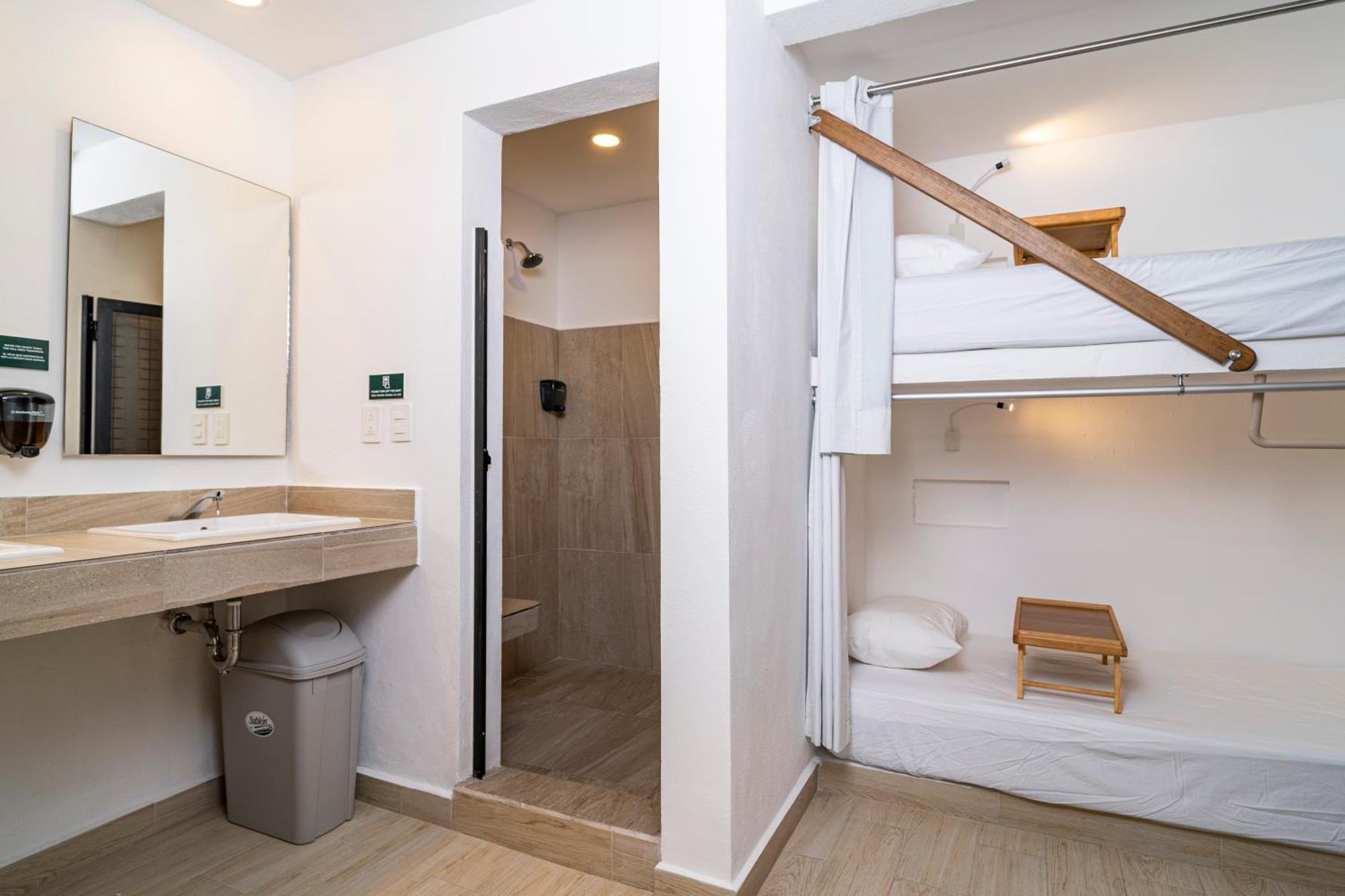 Digital Nomads Hotel & Coliving Cancun Exterior photo